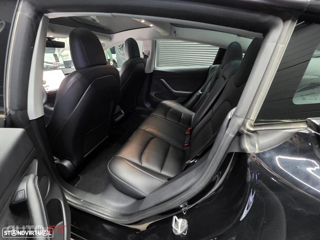 Tesla Model 3 Standard Range Plus RWD