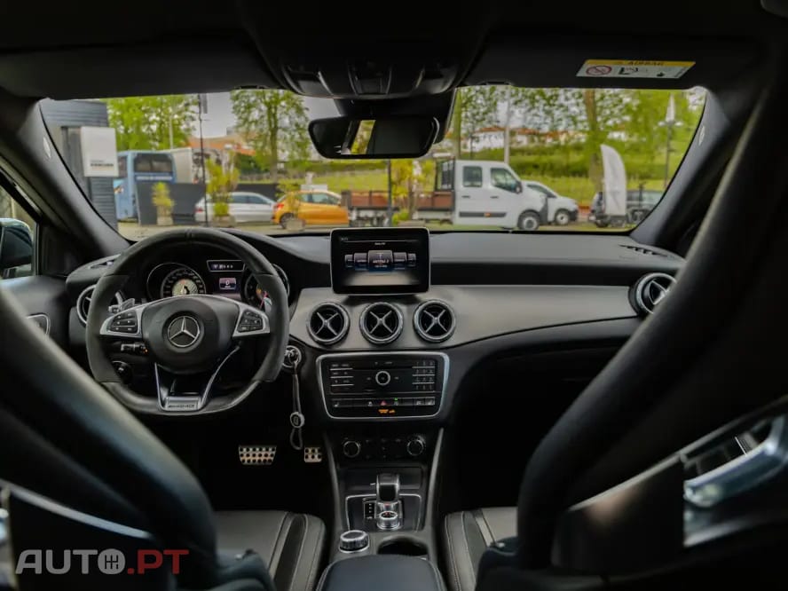 Mercedes-Benz GLA 45 AMG 4-Matic