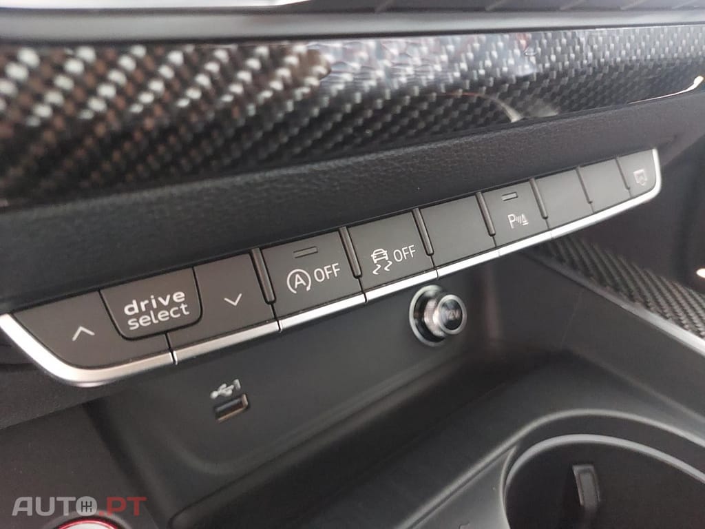 Audi RS4 2.9 TSI quattro Tiptronic