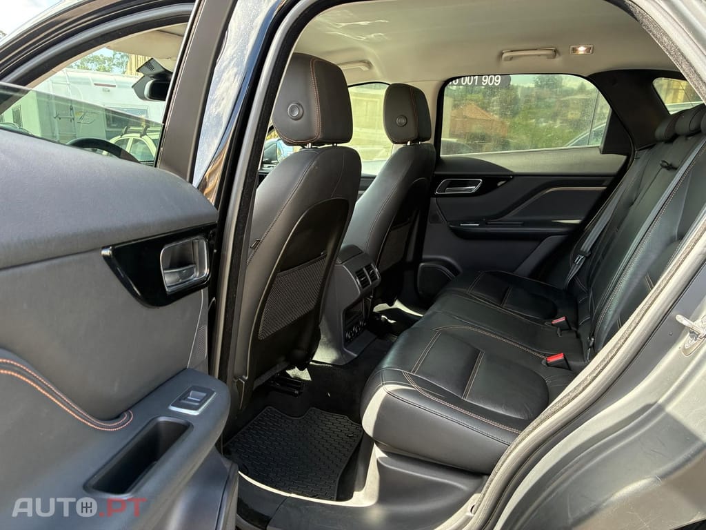 Jaguar F-Pace 2.0 i4D Pure