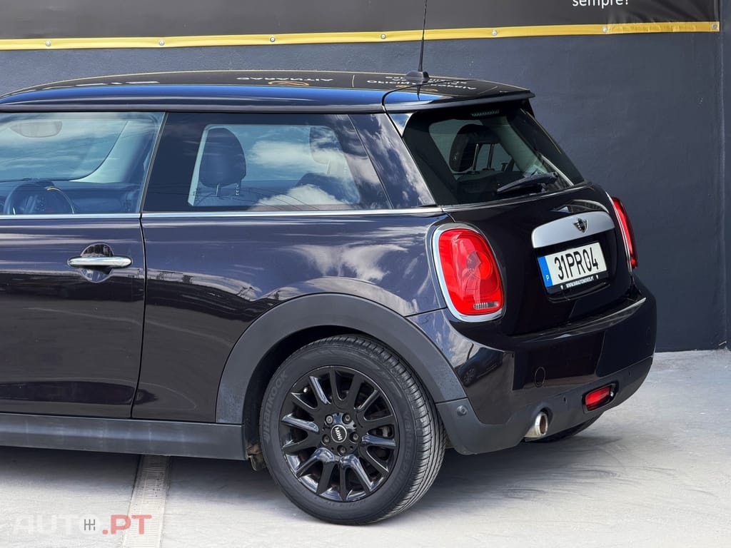 MINI Cooper Cooper D