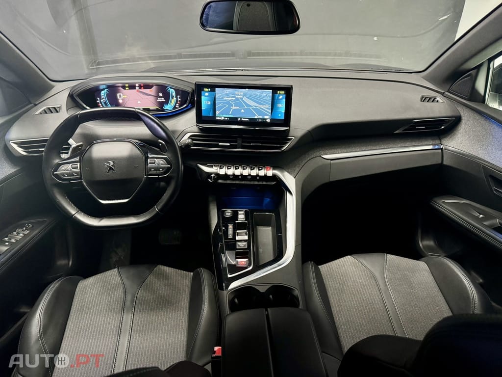 Peugeot 3008 1.6 Hybrid Allure e-EAT8