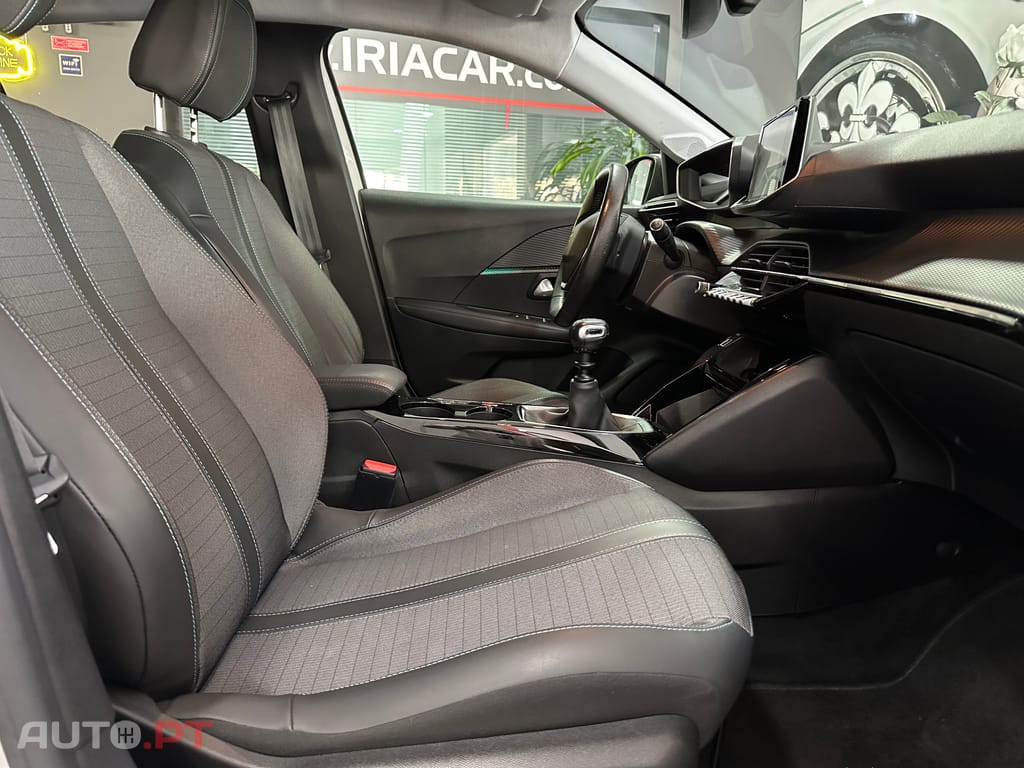 Peugeot 208 1.2 PureTech Allure Pack