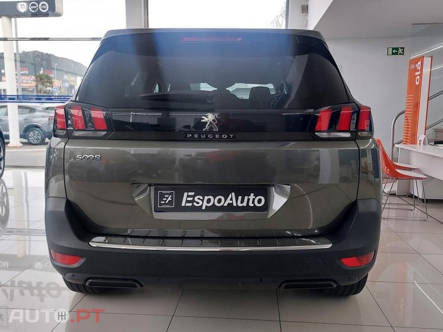 Peugeot 5008 1.5 BlueHDi Allure EAT8