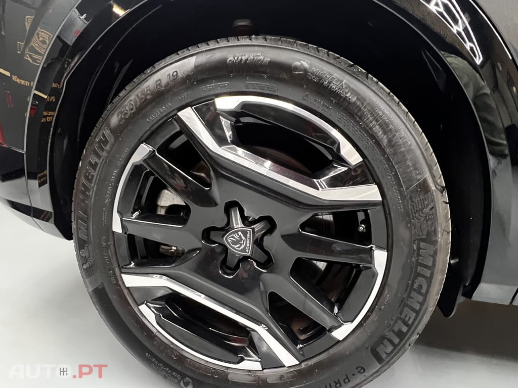 Peugeot E-3008 73 kWh GT