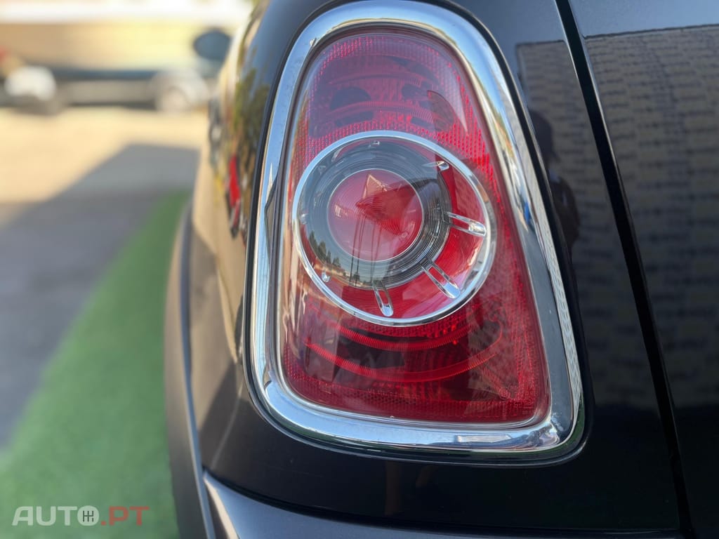MINI Cooper Cooper D