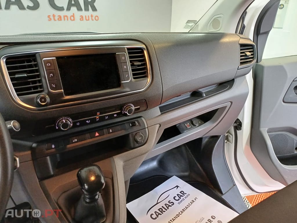 Peugeot Expert 2.0 BlueHDi L1H1 Pro Compact