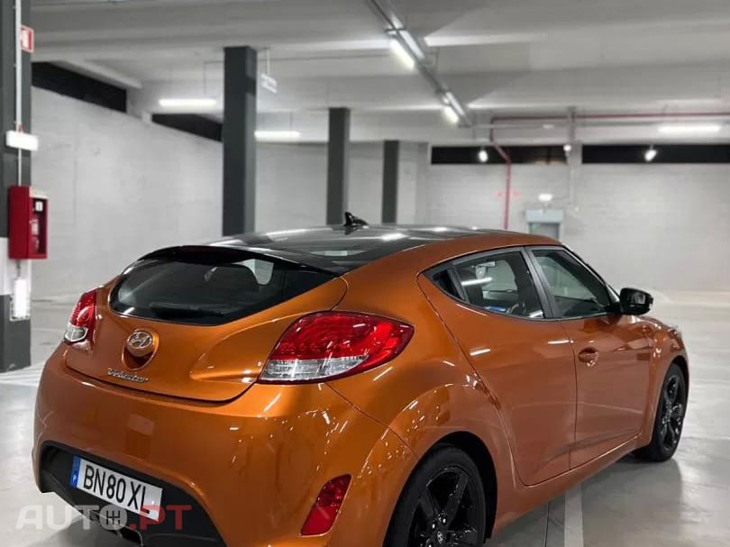 Hyundai Veloster 1.6 blue Premium