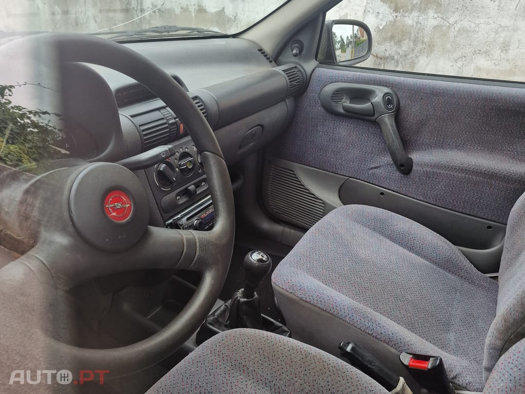 Opel Corsa 1.2