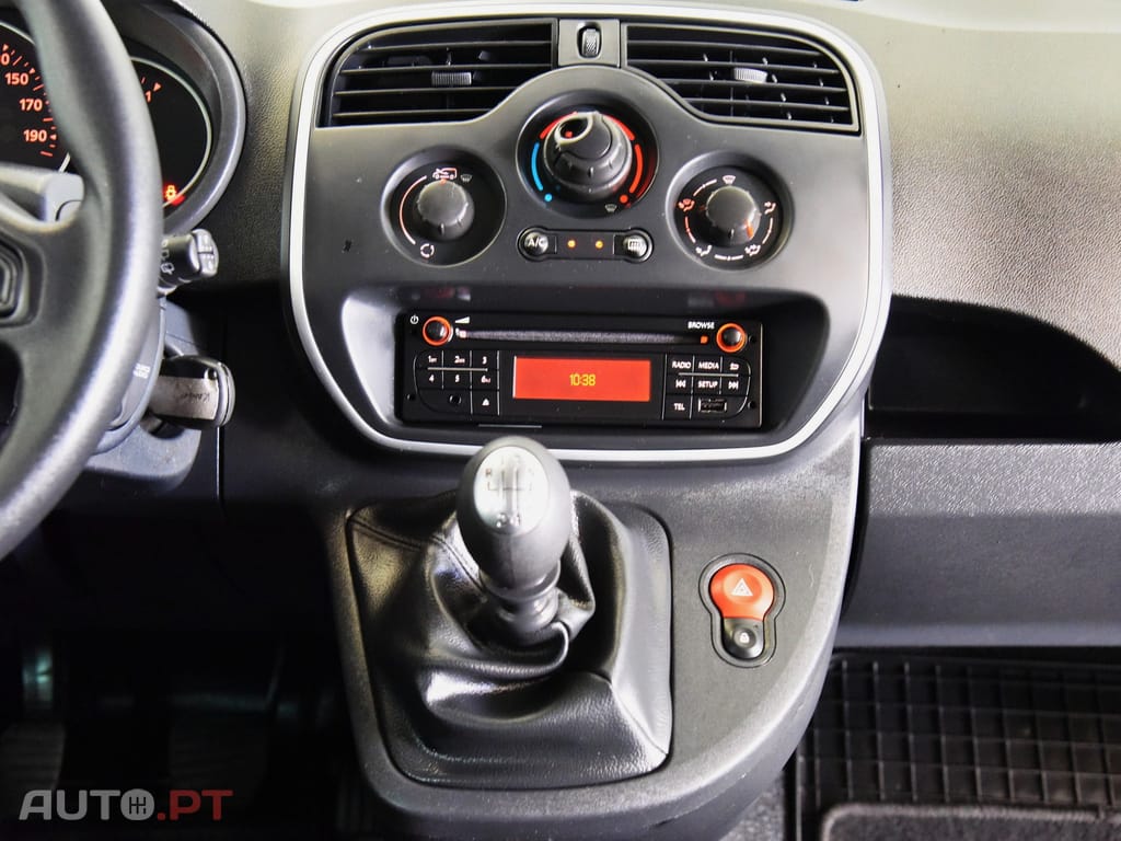 Renault Kangoo 1.5 Blue dCi L1 Business — fotografia 16