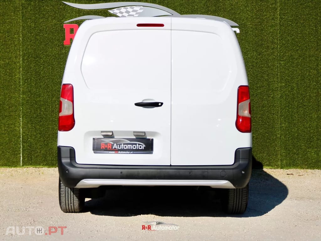 Peugeot Partner  1.5 BlueHDi Pro Longa