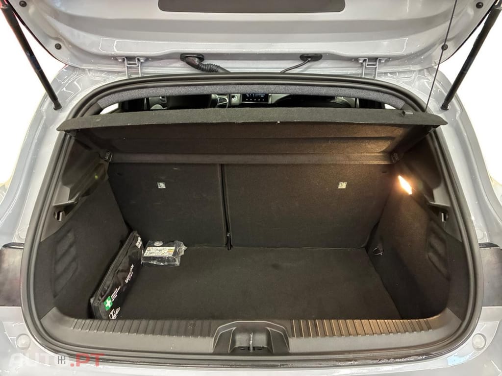 Renault Clio E-Tech full hybrid Techno