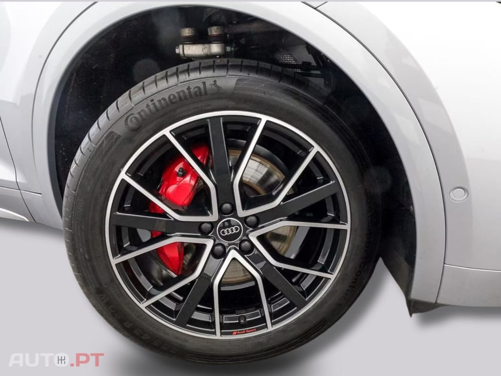 Audi Q5 I.V.A DEDUTÍVEL S line
