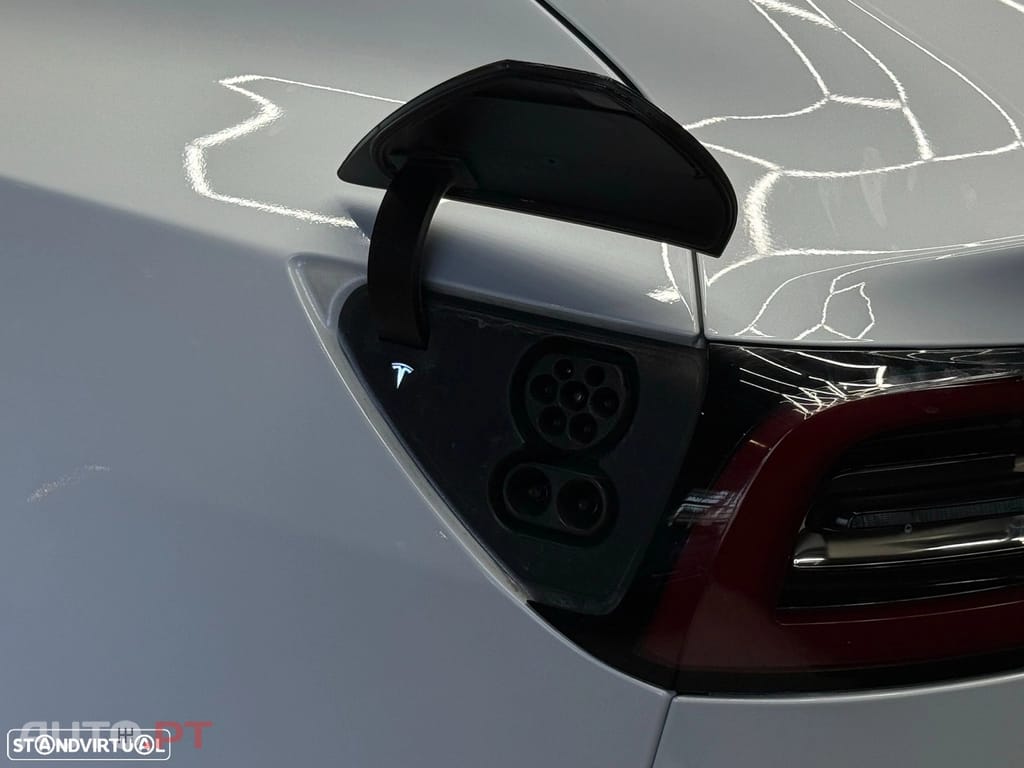 Tesla Model 3 Long Range AWD Dual Motor