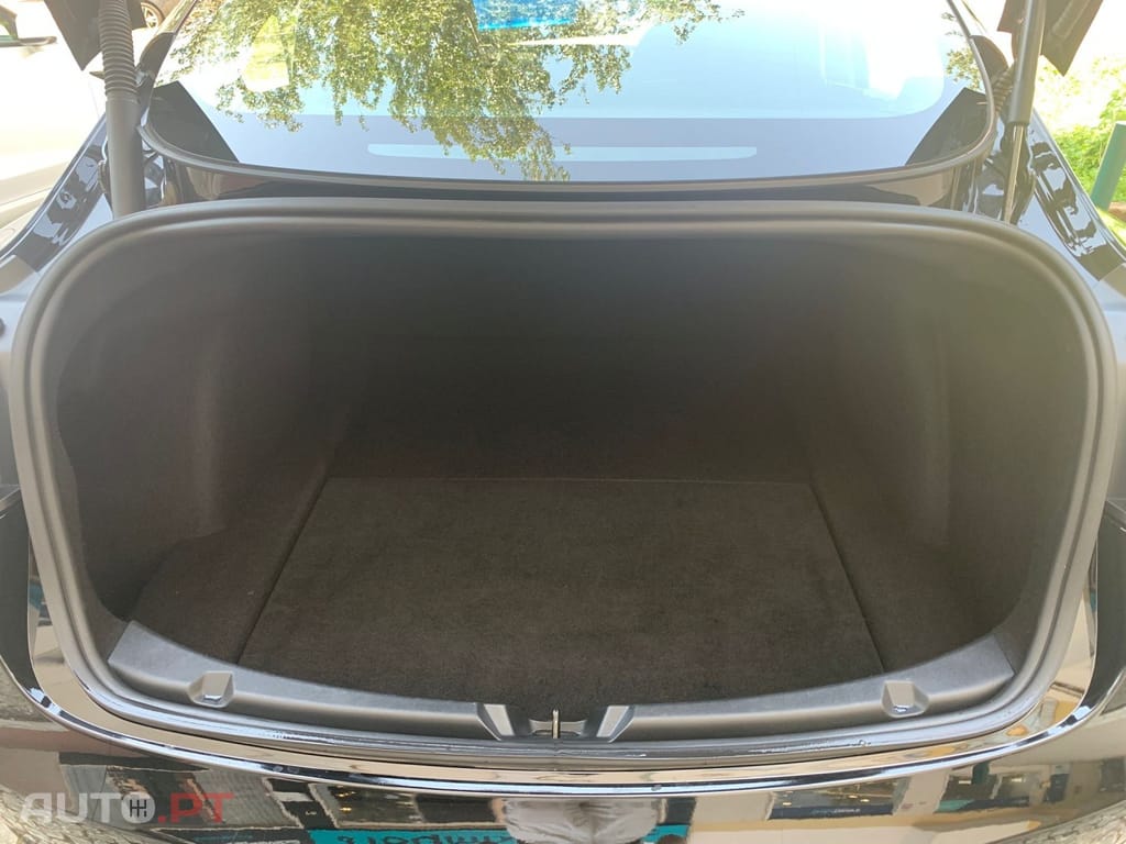 Tesla Model 3 Long Range Tração Integral
