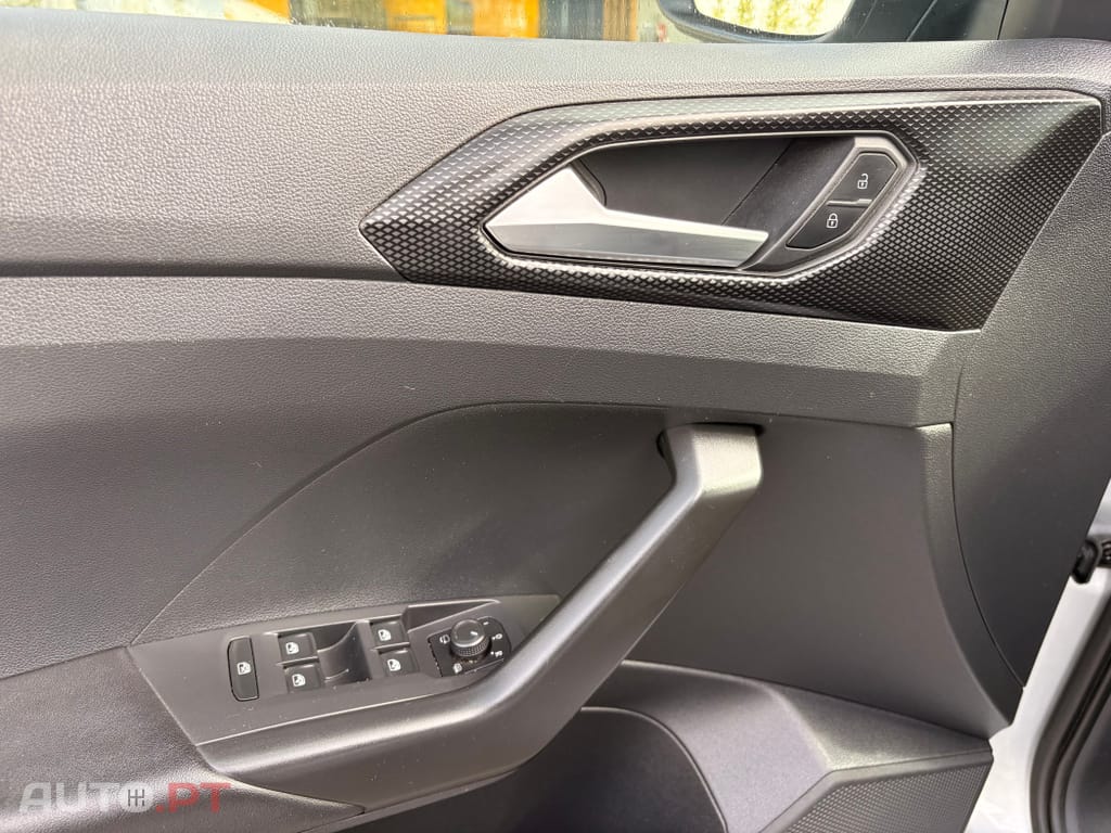 Volkswagen T-Cross 1.0 TSI