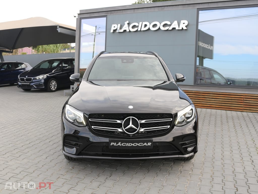 Mercedes-Benz GLC 220 D 4 Matic AMG Pack Night
