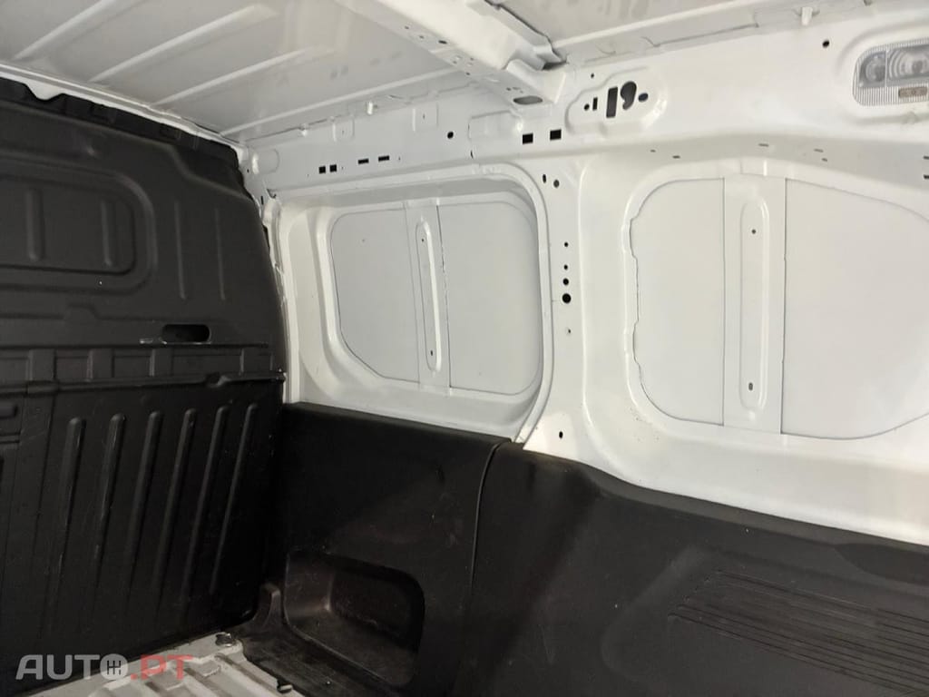 Peugeot Partner 1.2 PureTech M