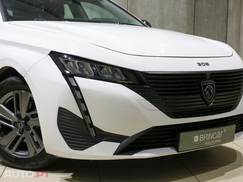 Peugeot 308 PureTech 130 EAT8 Active Pack