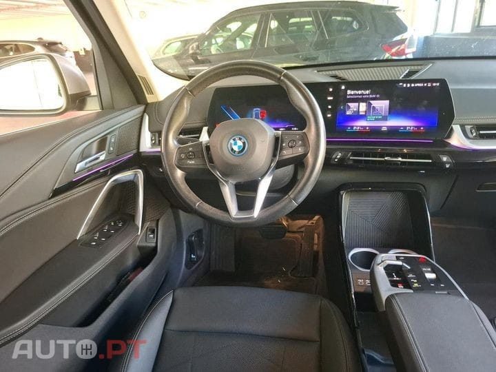 BMW iX1 xDrive30 xLine