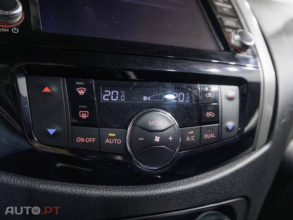 Nissan Navara 2.3 dCi CD 4WD N-Connecta