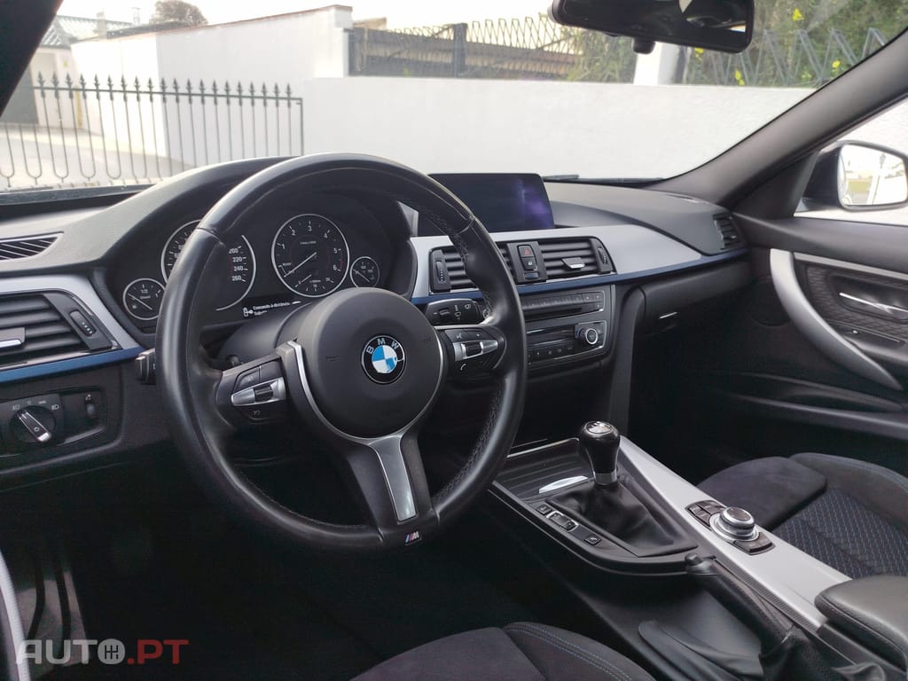 BMW 320 d Touring Pack M
