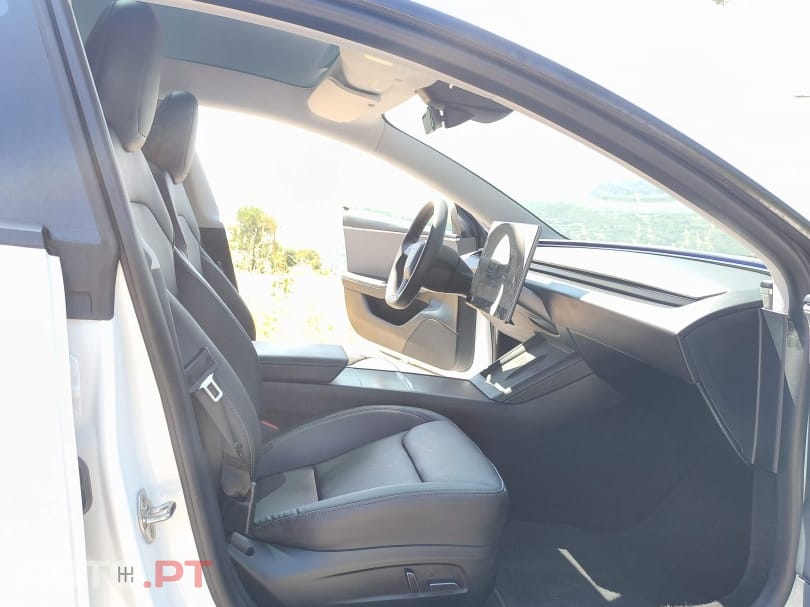 Tesla Model 3 Standard RWD
