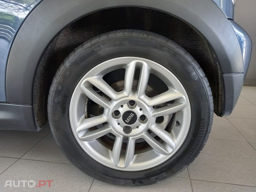 MINI Cooper D