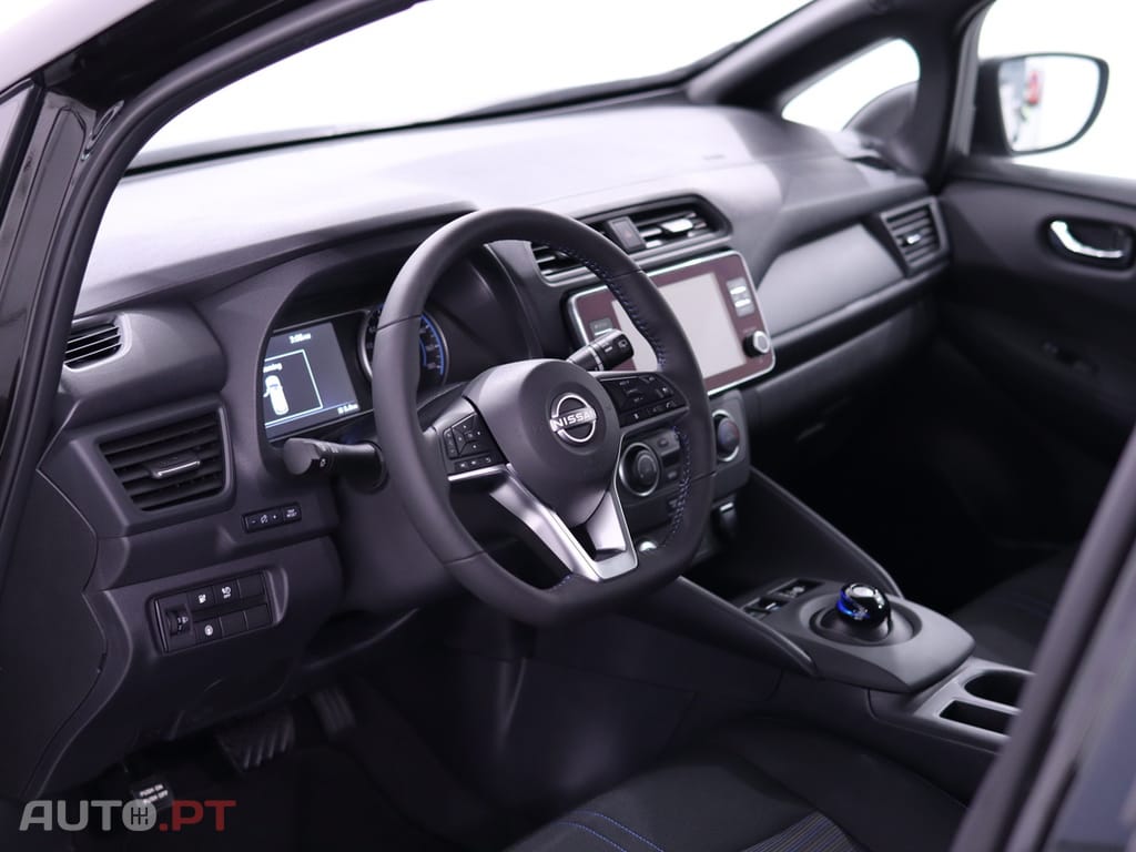 Nissan Leaf 5p 40kwh Acenta