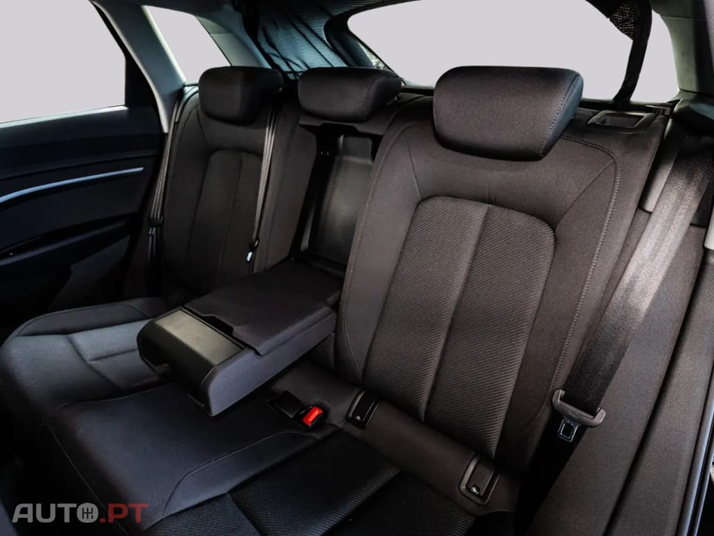 Audi E-Tron I.V.A DEDUTÍVEL  50 QUATTRO KEYLESS
