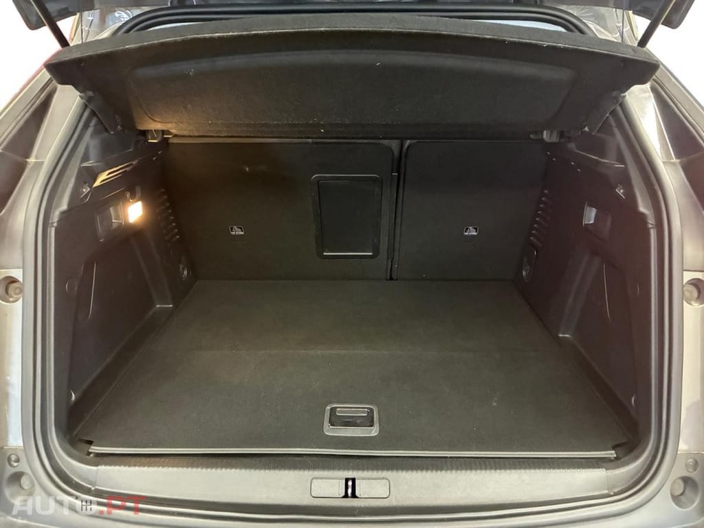 Peugeot 3008 1.6 Hybrid Allure Pack e-EAT8