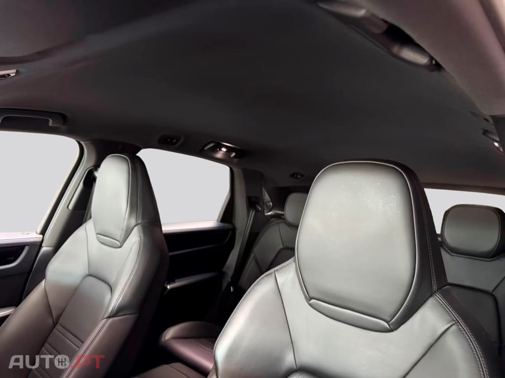 Porsche Cayenne I.V.A DEDUTIVEL E-HYBRID SPORT