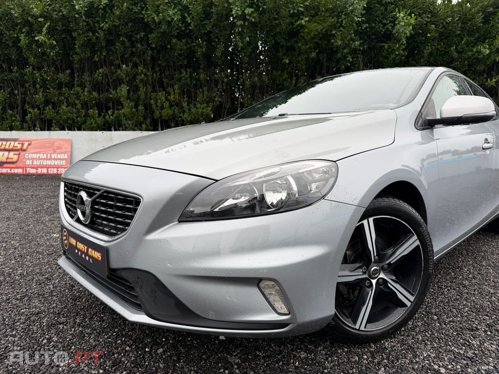 Volvo V40 2.0 D2 R-Design