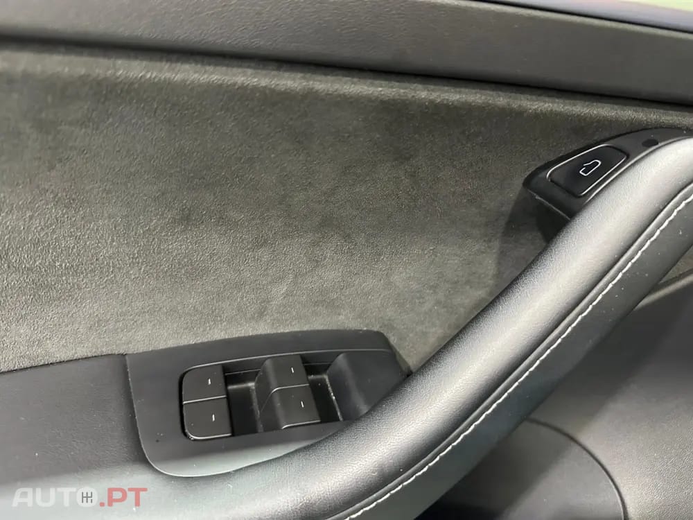 Tesla Model 3 Standard RWD