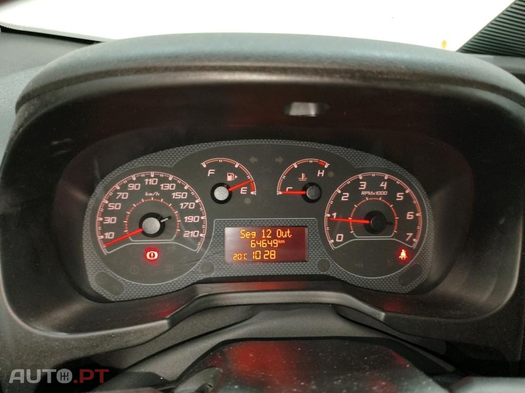 Fiat Fiorino (225) 1.3 M-jet Adventure