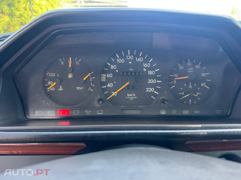 Mercedes-Benz E 250 TD