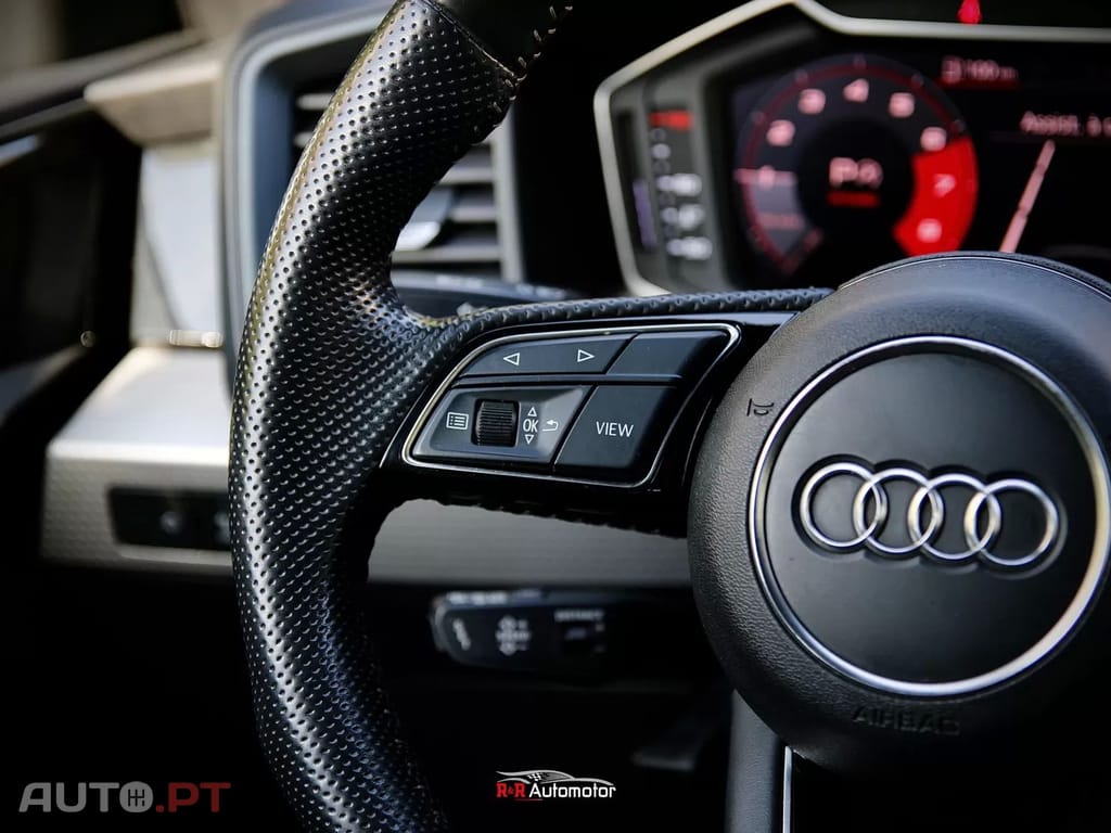 Audi A1 30 TFSI S line S tronic