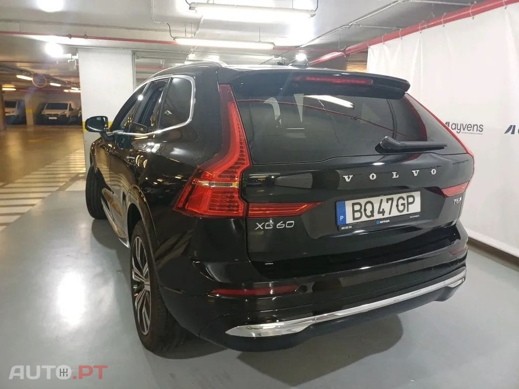 Volvo XC60 2.0 T6 PHEV Plus Bright AWD