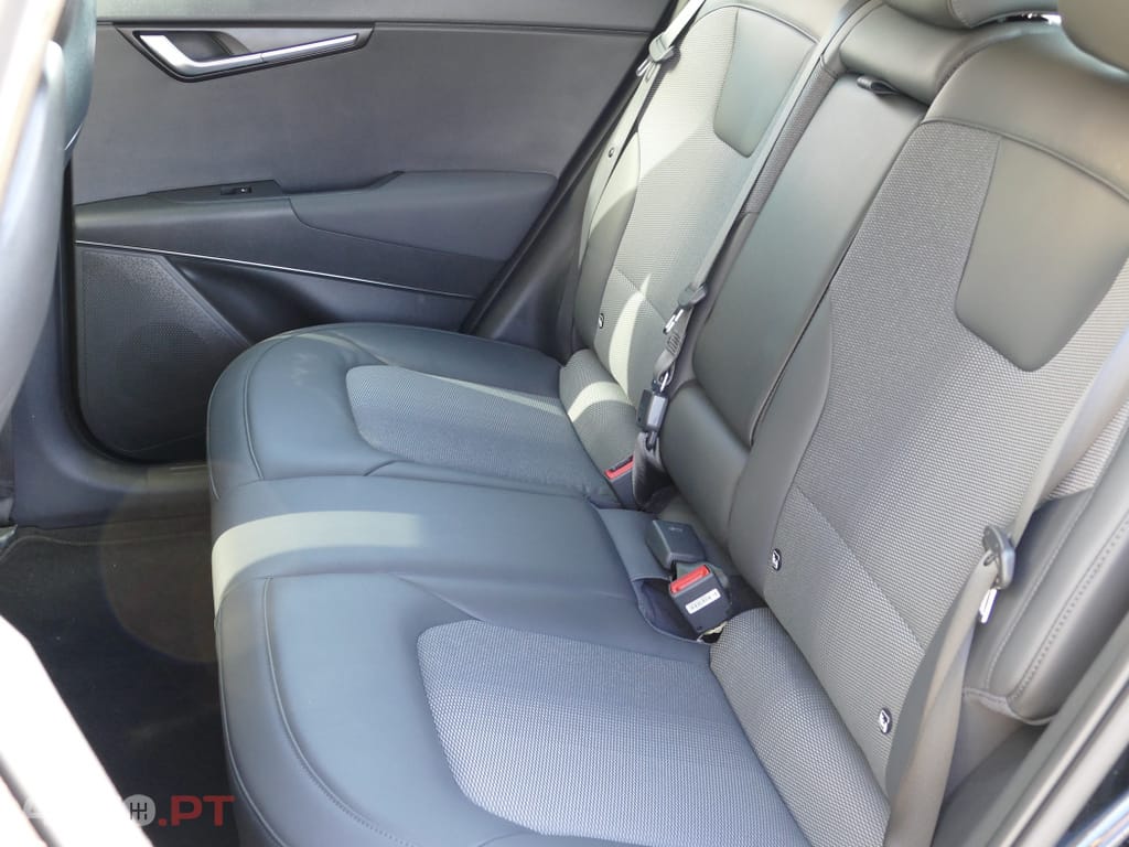 Kia Niro e-Niro 64kWh Tech X