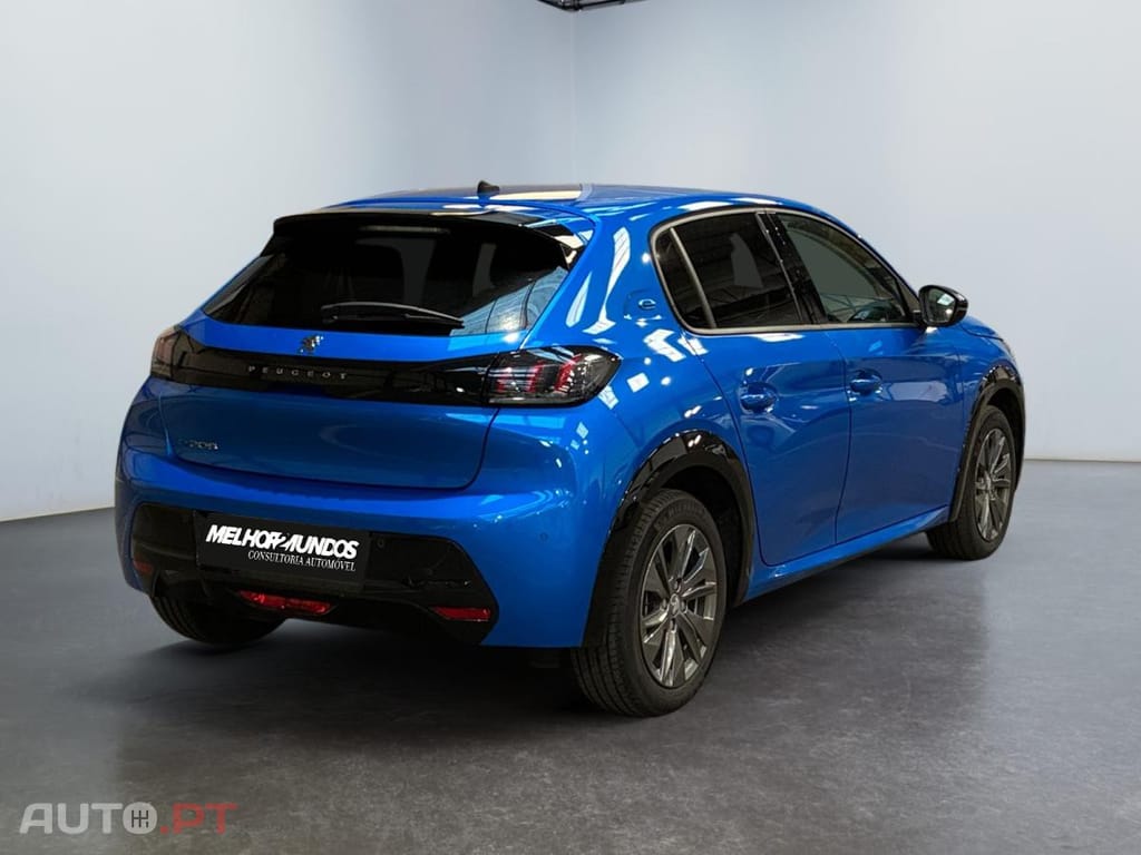 Peugeot E-208 50 kWh Allure Pack