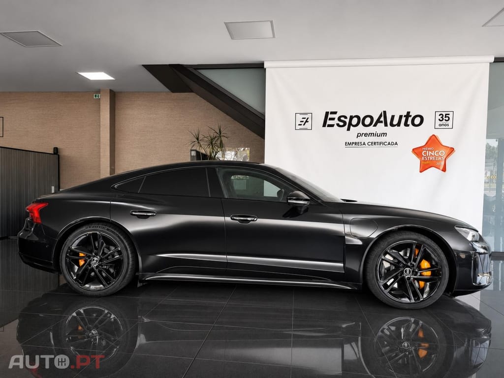 Audi RS E-Tron GT quattro