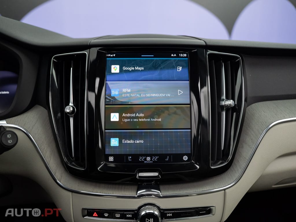 Volvo XC60 2.0 T6 PHEV Plus Bright AWD