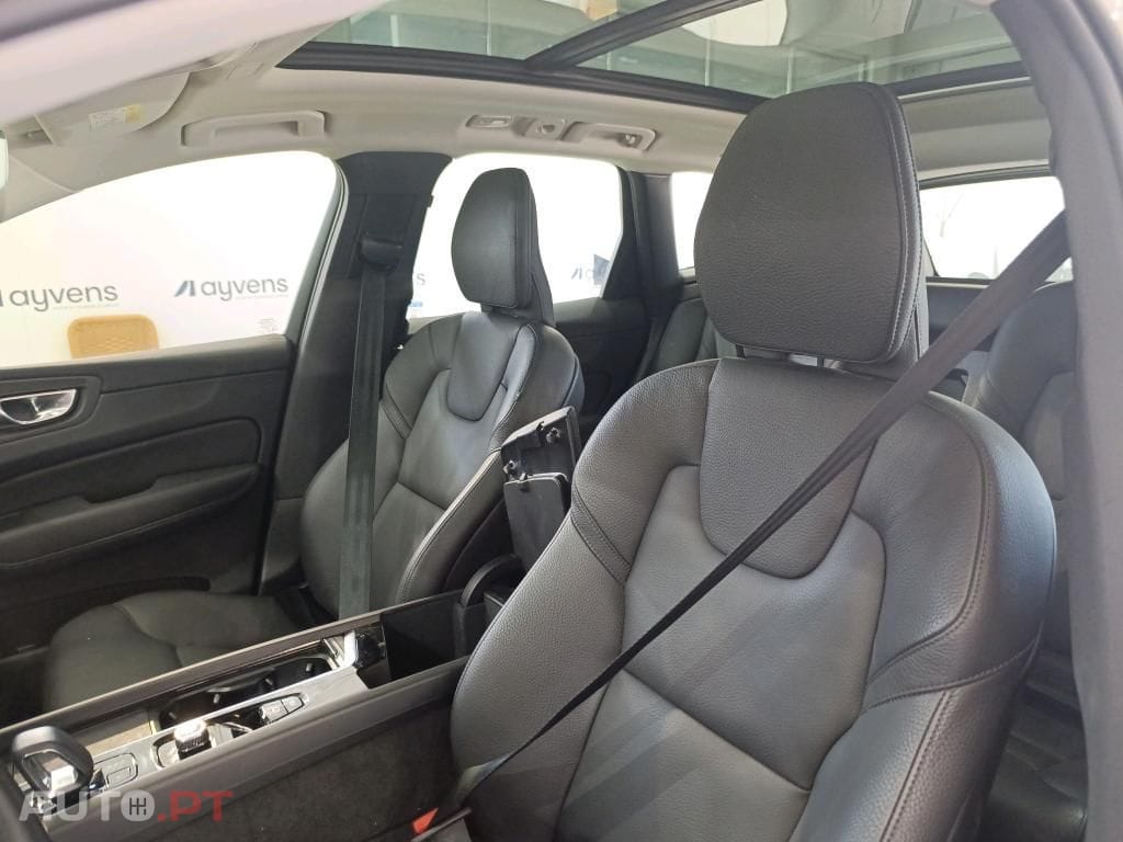 Volvo XC60 2.0 T6 PHEV Core
