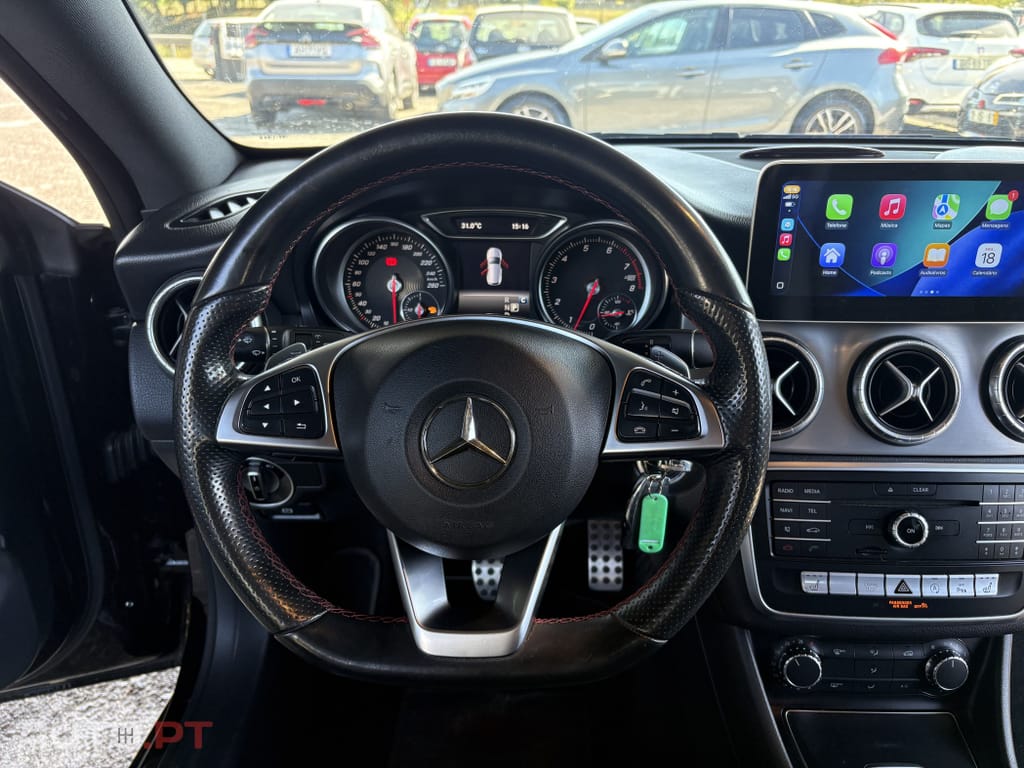 Mercedes-Benz CLA 180 AMG Line