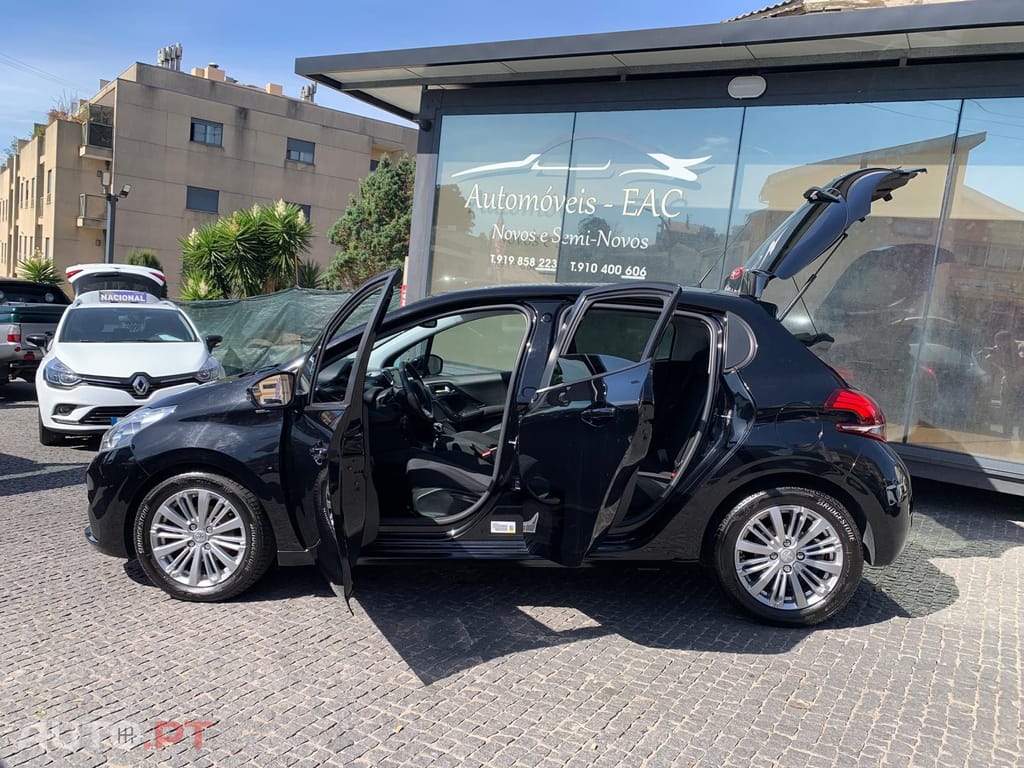 Peugeot 208 1.5 BlueHDi Signature
