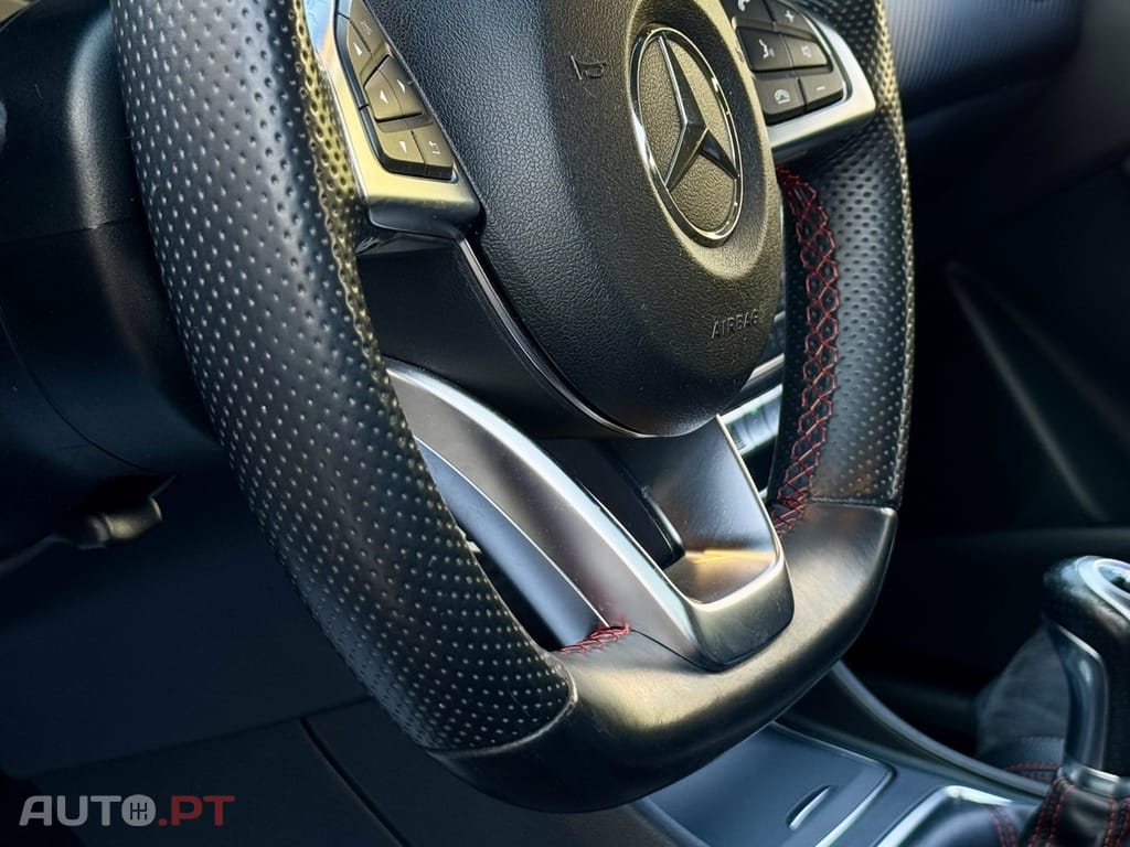 Mercedes-Benz A 180 d AMG Line