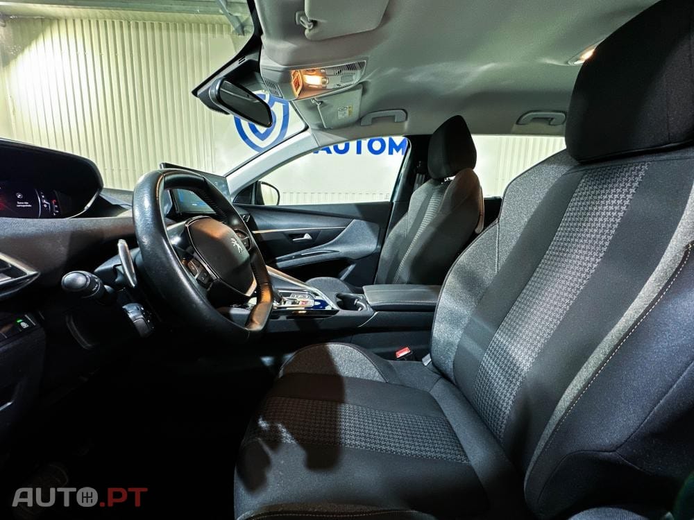 Peugeot 5008 Allure Pack EAT-8
