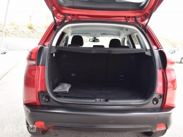 Peugeot 2008 1.5 BlueHDi Style