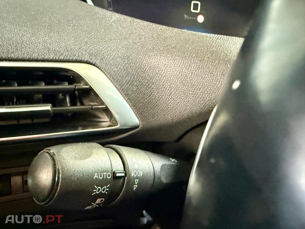 Peugeot 3008 1.6 BlueHDi Style EAT6
