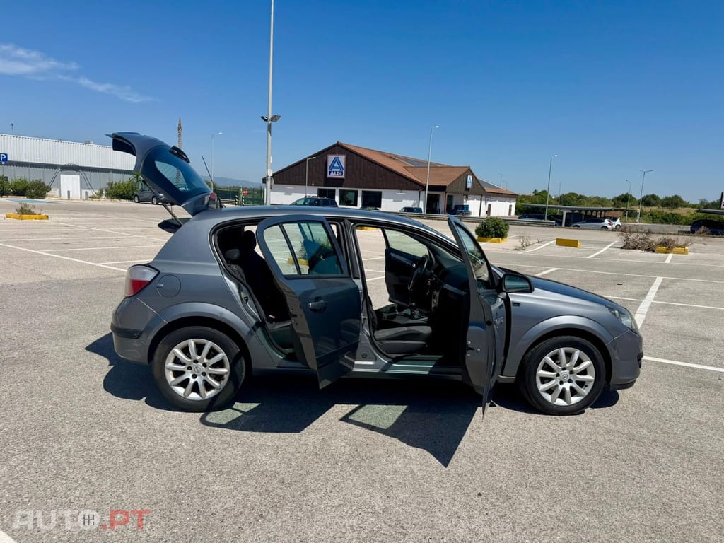 Opel Astra Elegance